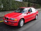 BMW 320 Rot